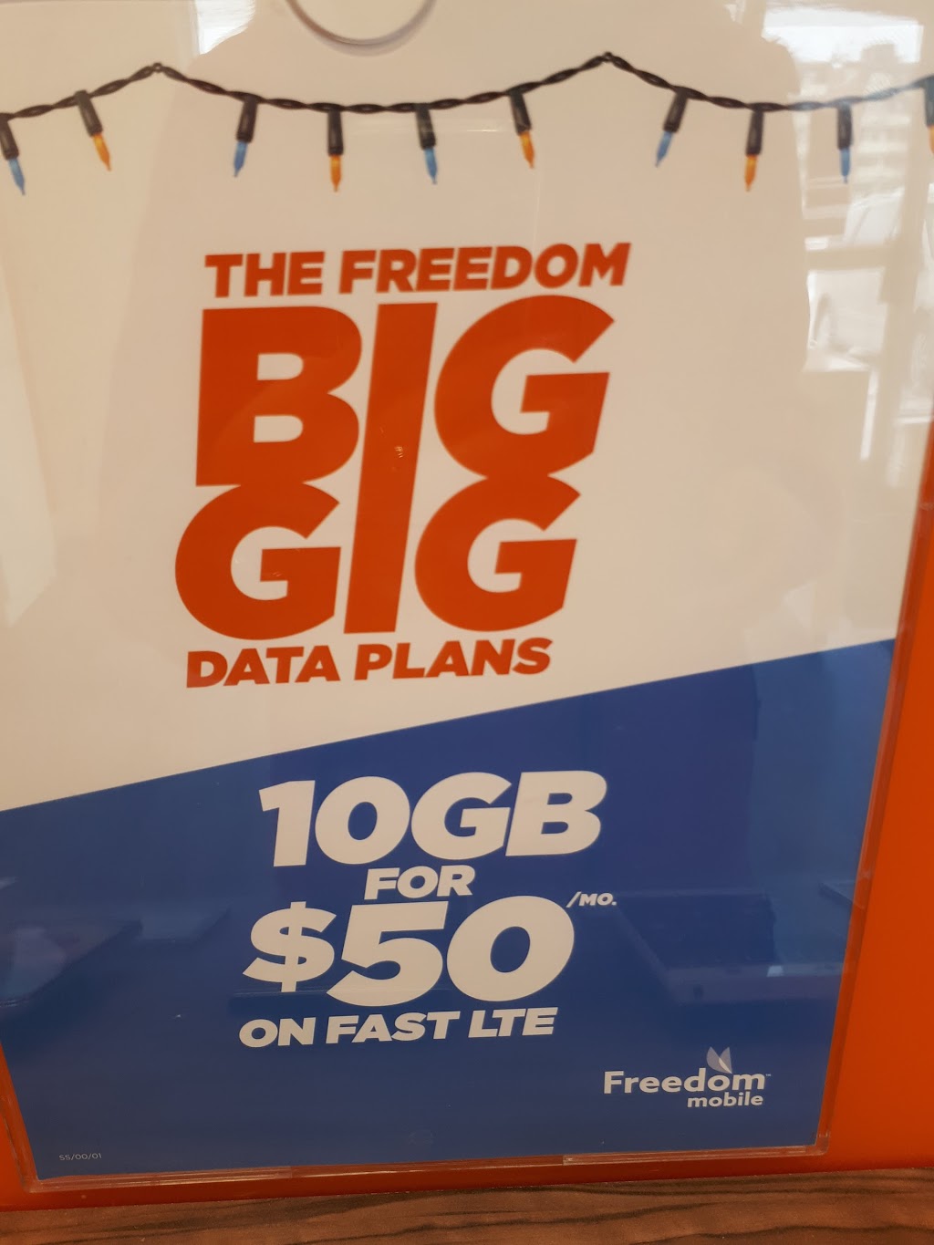 Freedom Mobile | Willow West Corner, 183 Silvercreek Pkwy N, Guelph, ON N1H 3T2, Canada | Phone: (226) 500-4711