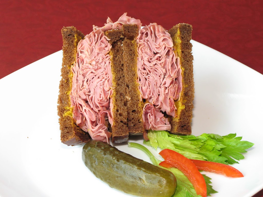The Lunch Bag Deli Cafe | 2601 Matheson Blvd. East, Mississauga, ON, Mississauga, ON L4W 5A8, Canada | Phone: (905) 238-6262