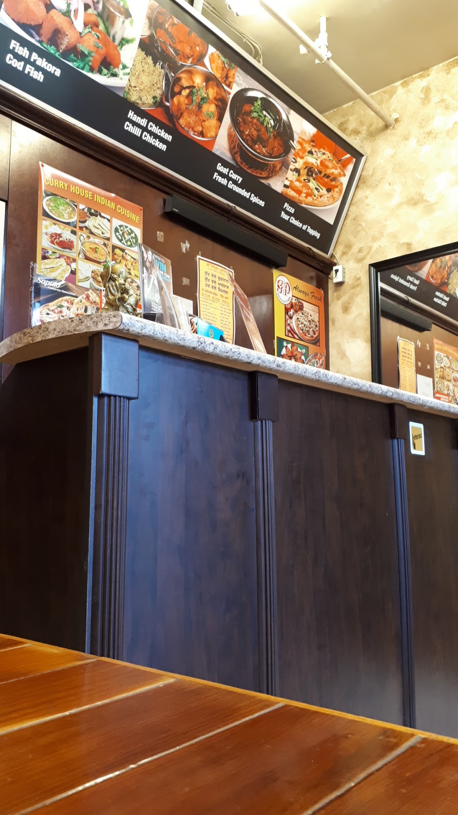 Gateway Pizza | 19909 64 Ave #104, Langley City, BC V2Y 1G9, Canada | Phone: (604) 510-5333
