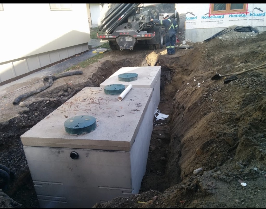 LiL Hoe Contracting | 30 Cameron Ave, Grand Forks, BC V0H 1H4, Canada | Phone: (250) 442-7333