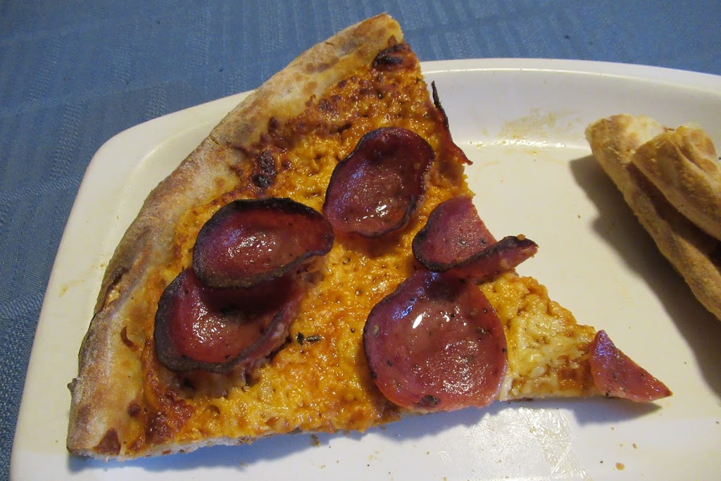 Taxi Pizza Resto bar | 211 QC-201, Rigaud, QC J0P 1P0, Canada | Phone: (450) 458-8294