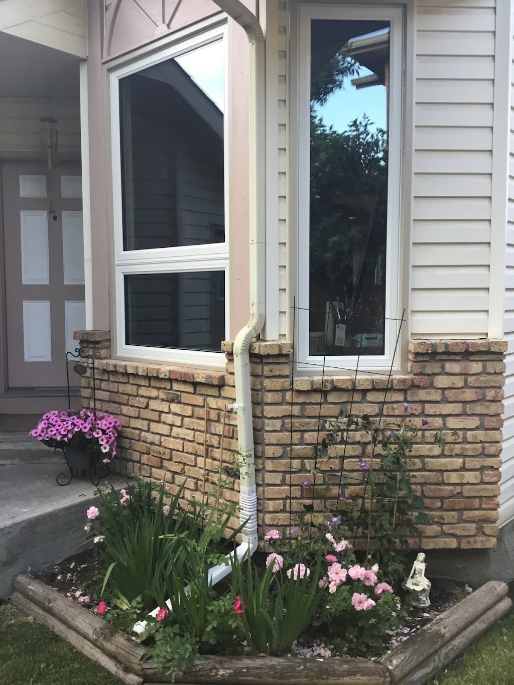 Window Seal West, Window Replacement Calgary | 4447 46 Ave SE unit 131, Calgary, AB T2B 3N6, Canada | Phone: (403) 774-7202