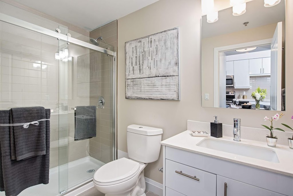 49 Queen Street East Apartments | 49 Queen St E, Cambridge, ON N3C 2A8, Canada | Phone: (548) 490-9049