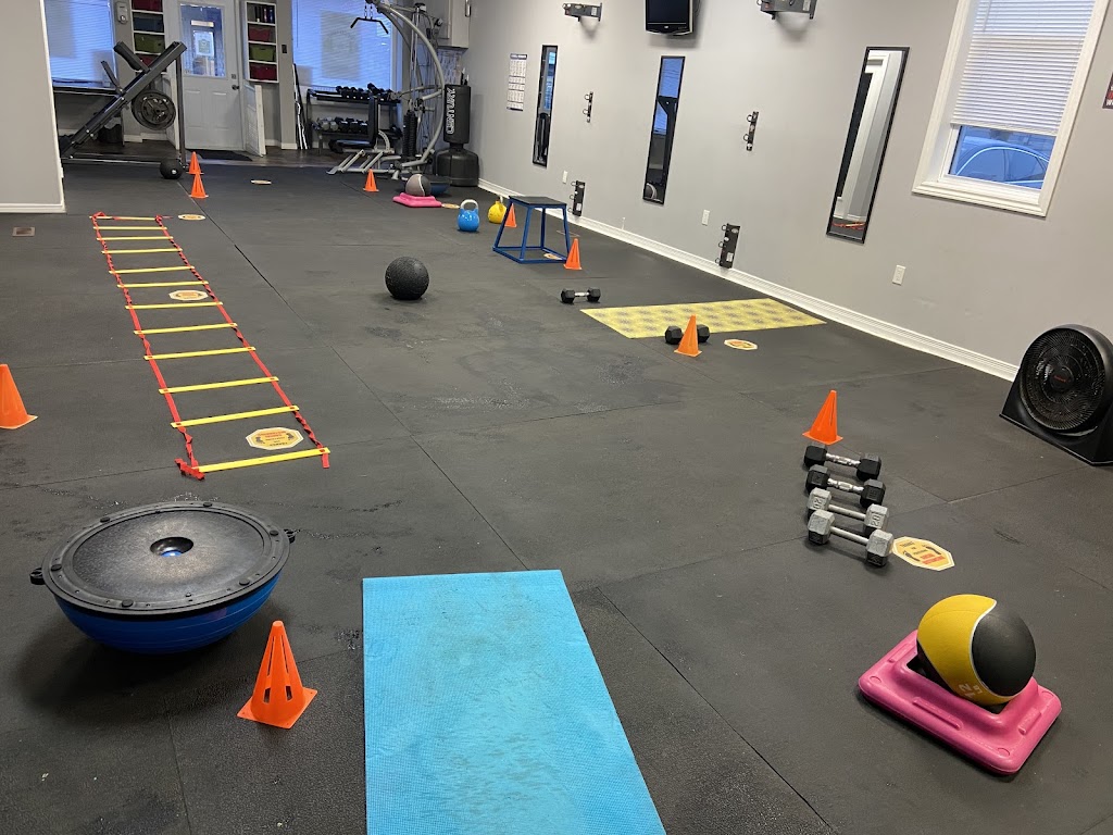 Recharge Health and Fitness | 22477 Adelaide Rd, Mount Brydges, ON N0L 1W0, Canada | Phone: (519) 852-7662