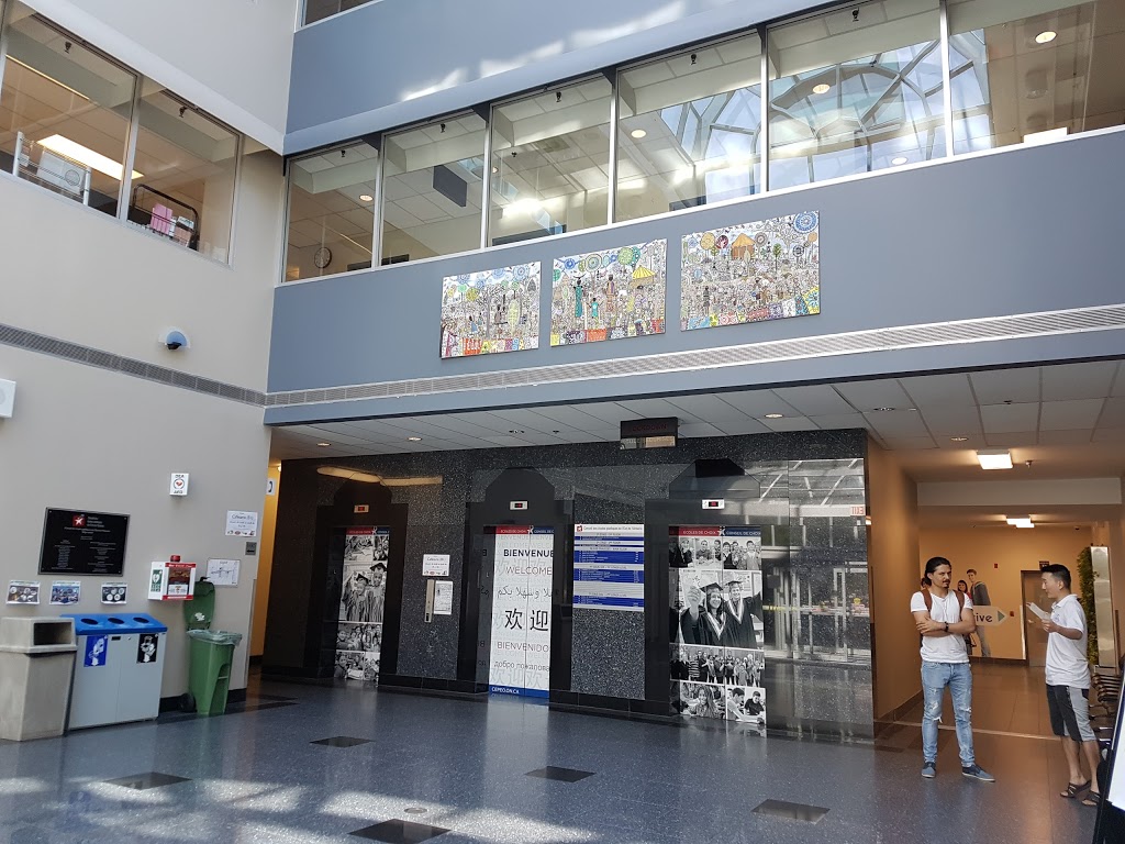 École secondaire publique lAlternative | 2445 St Laurent Blvd, Ottawa, ON K1G 6C3, Canada | Phone: (613) 745-0369
