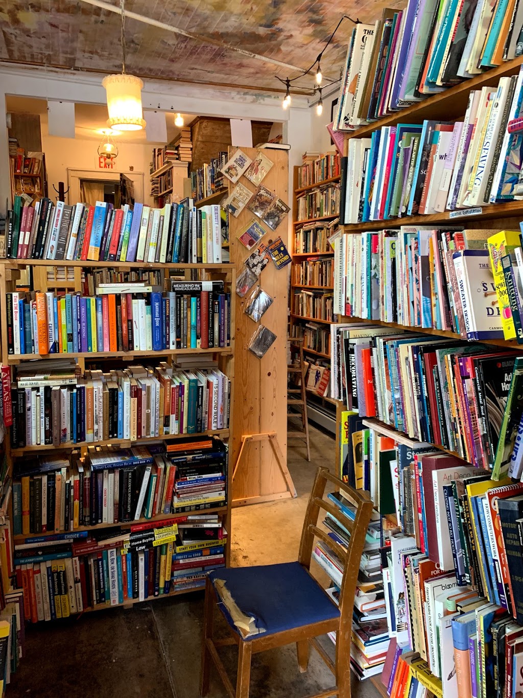Rust Belt Books | 415 Grant St, Buffalo, NY 14213, USA | Phone: (716) 885-9535