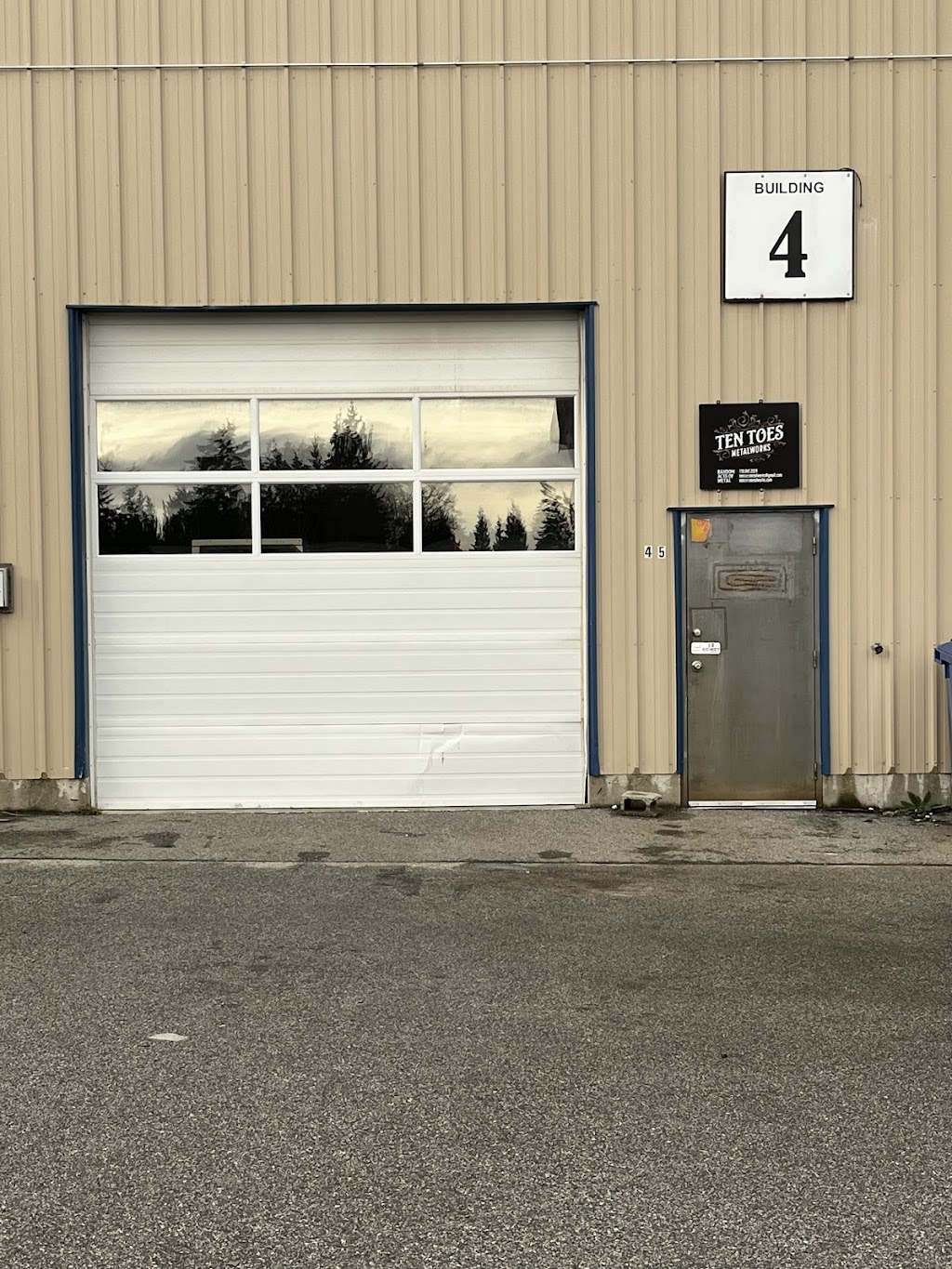 Ten Toes Metalworks | 1877 Field Rd, Sechelt, BC V0N 3A1, Canada | Phone: (778) 847-2529