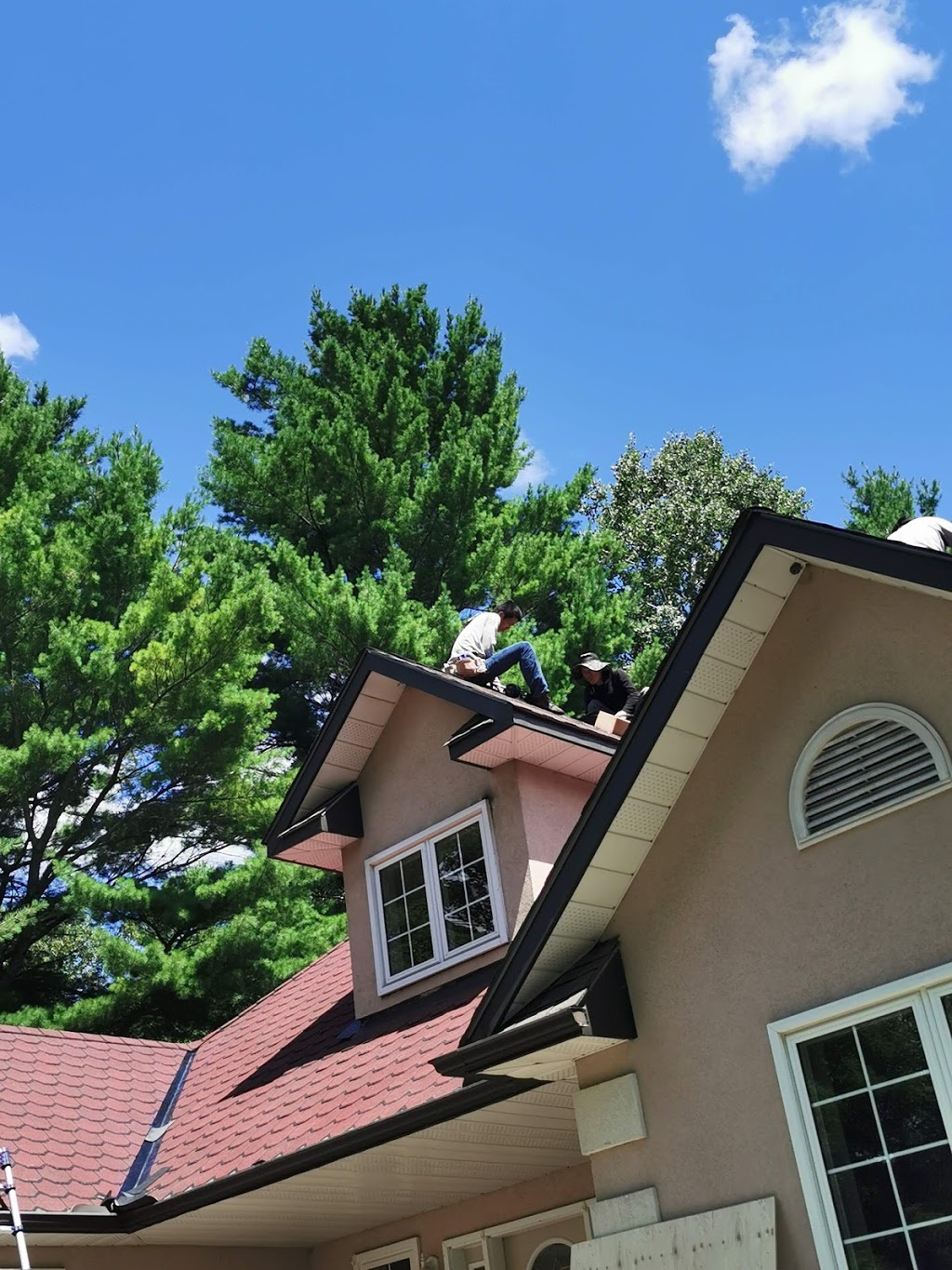 Vista Roofing Inc | 26 Warren Bradley St, Markham, ON L6C 2W5, Canada | Phone: (647) 567-5088