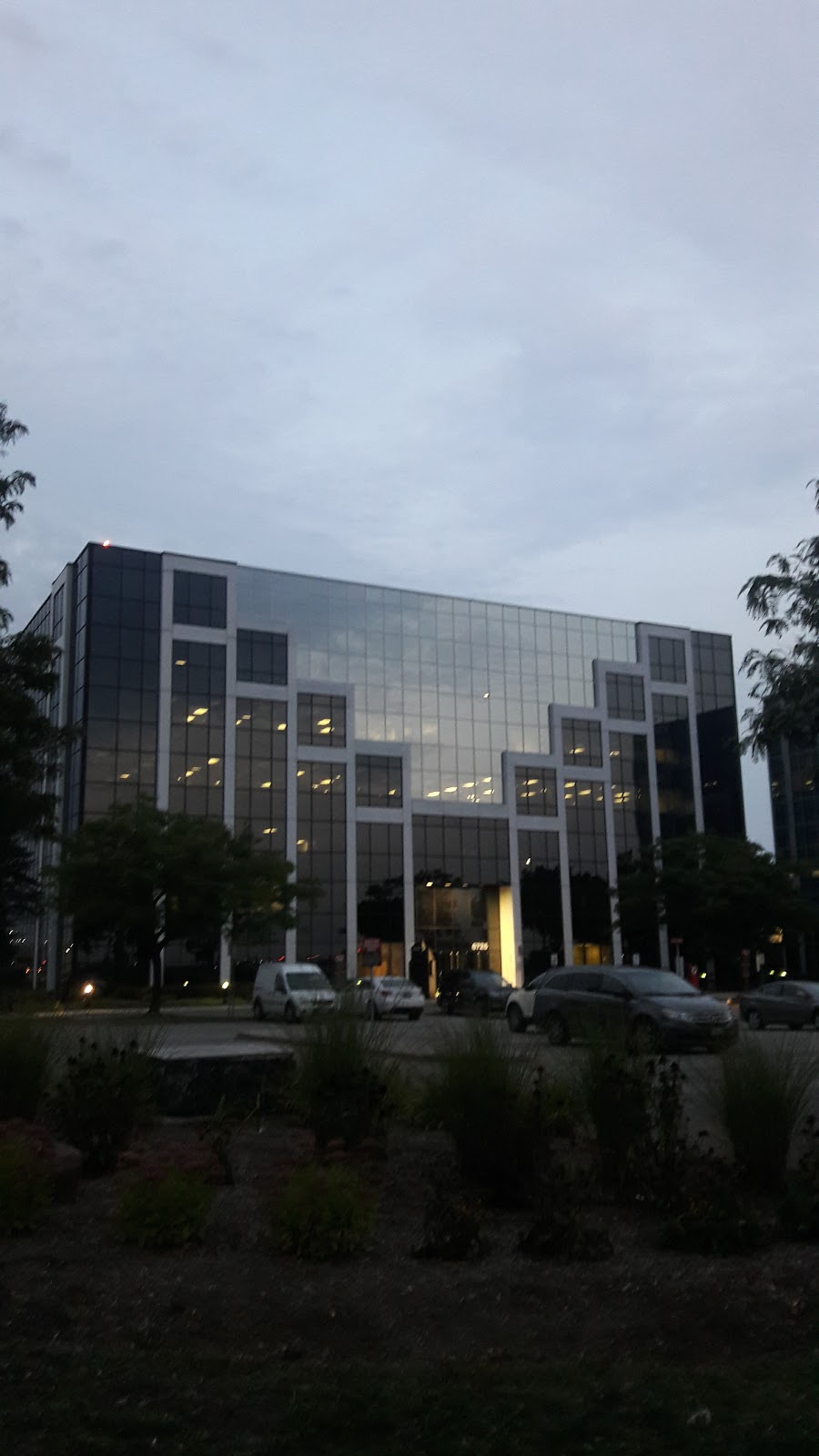 Impark Parking | 6725 Airport Rd, Mississauga, ON L4V 1V2, Canada | Phone: (416) 369-1801