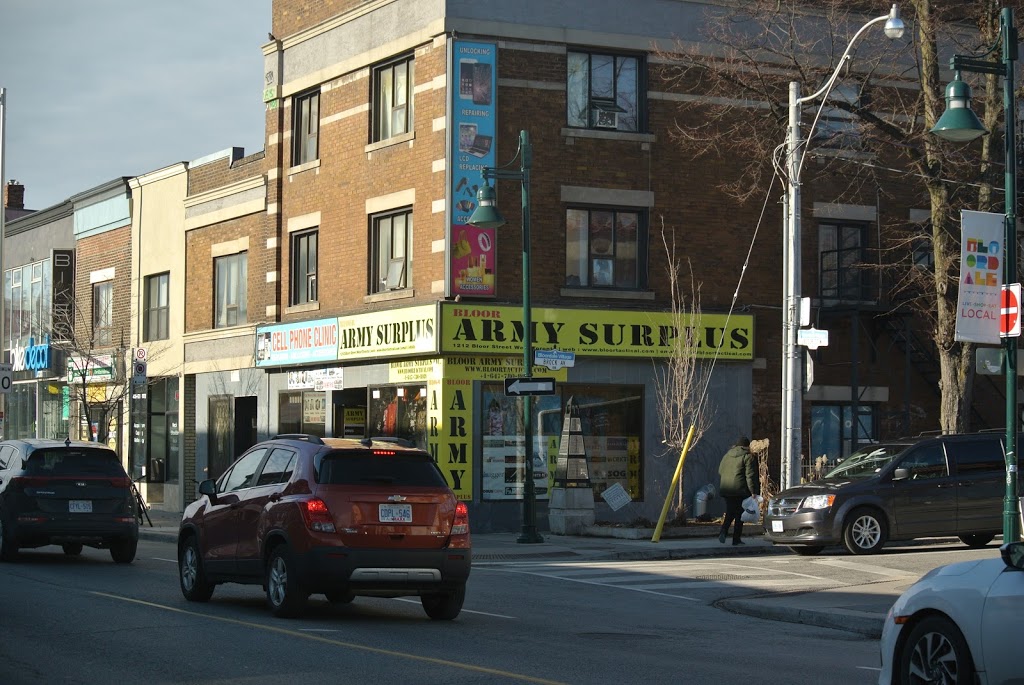 Bloor Army Surplus Inc | 1212 Bloor St W, Toronto, ON M6H 1N3, Canada | Phone: (647) 350-3322