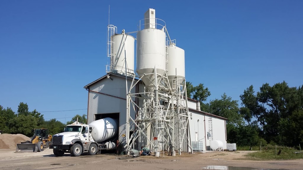 Tritec Concrete | 18 Main St, Saint Eustache, MB R0H 1H0, Canada | Phone: (204) 353-2442