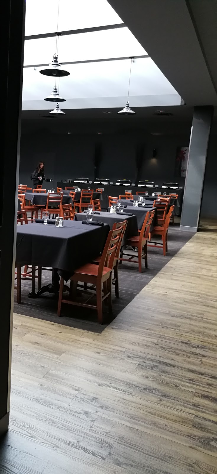 East 75 Restaurant and Lounge | 7230 Argyll Rd NW, Edmonton, AB T6C 4A6, Canada | Phone: (780) 577-5512