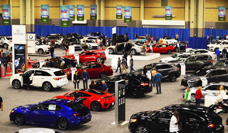 Discount Motor City Ltd. Used Car Dealership, Surrey BC | 12882 King George Blvd, Surrey, BC V3T 2S9, Canada | Phone: (604) 628-0400