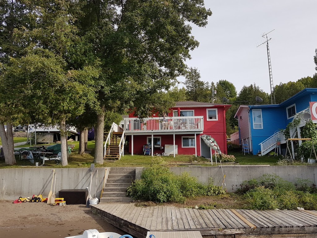 Twin Cedar Cottages | 32 Sandy Bay Rd, Hastings, ON K0L 1Y0, Canada | Phone: (705) 696-3127