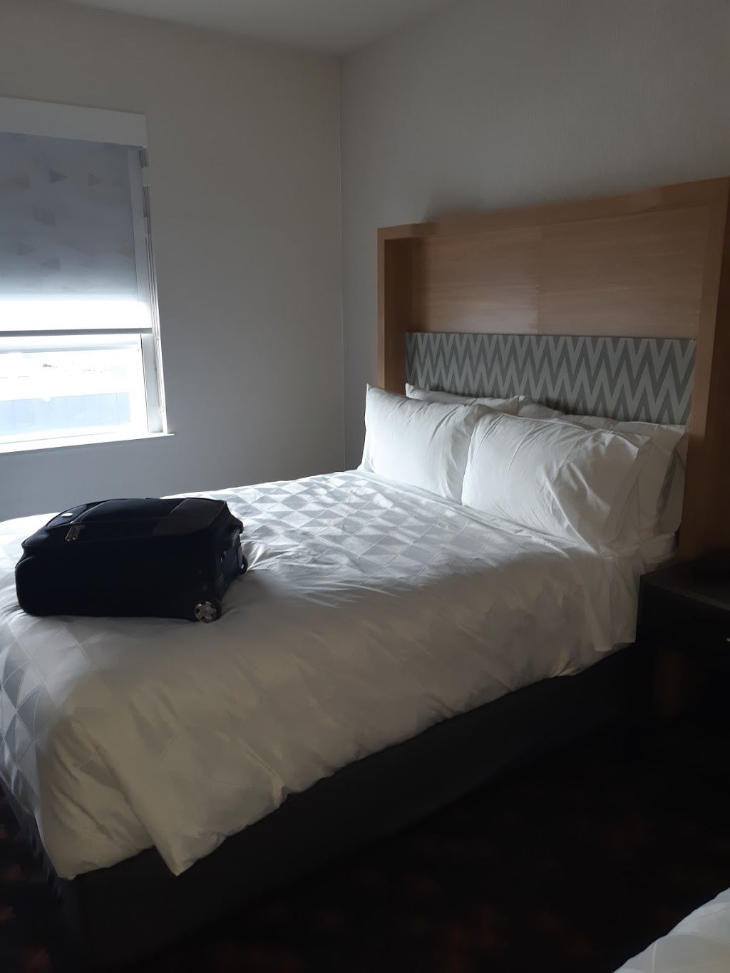 Holiday Inn & Suites Calgary Airport North | 20 Freeport Pl NE, Calgary, AB T3J 5E1, Canada | Phone: (403) 289-7800