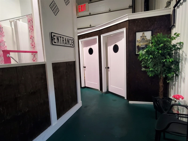 Hippo in the Bathtub Inc. | 8 Cedarow Ct Unit 2, Stittsville, ON K2S 1V6, Canada | Phone: (613) 695-5804