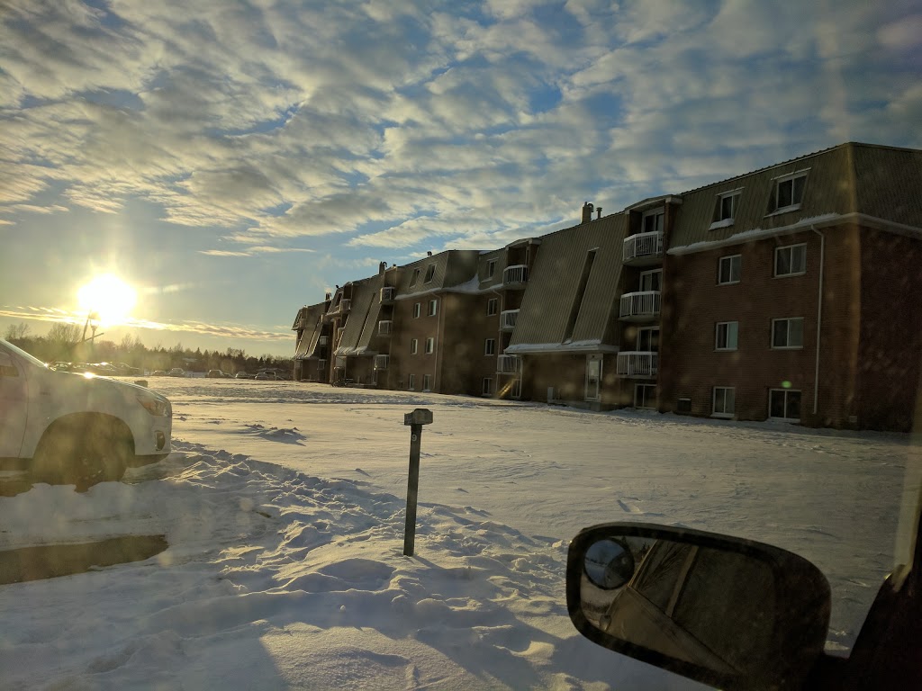 Queenston Heights | 22 Hanbidge Crescent, Regina, SK S4R 5B7, Canada | Phone: (306) 543-3744
