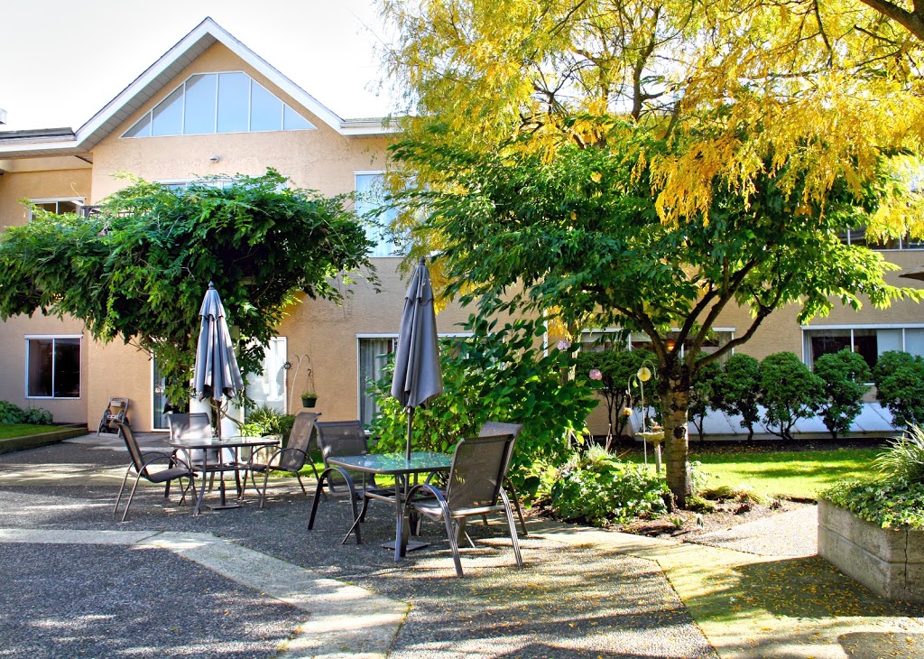 Royal City Manor Long Term Care | 77 Jamieson Ct, New Westminster, BC V3L 5P8, Canada | Phone: (604) 522-6699