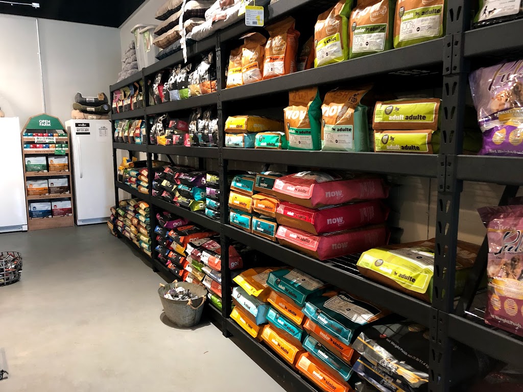 Lucky Paws Pet Supply and Dog Wash | 4485 Trans-Canada Hwy, Duncan, BC V9L 6L8, Canada | Phone: (250) 597-3647