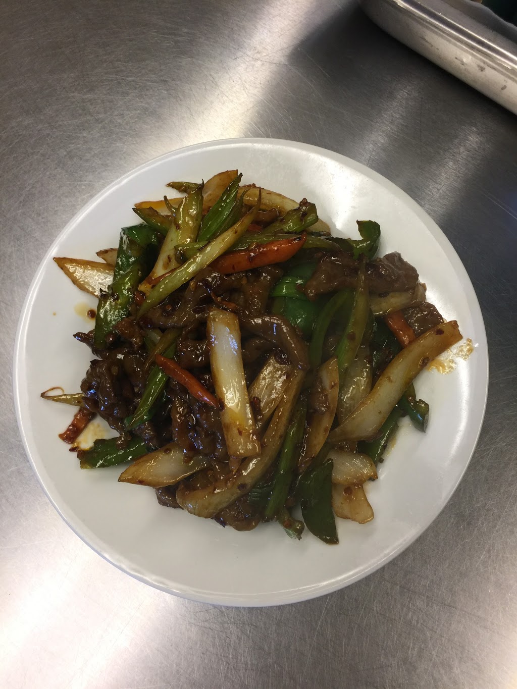 Hong Xin Restaurant | 14500 Simcoe St, Port Perry, ON L9L 1G3, Canada | Phone: (905) 985-2188