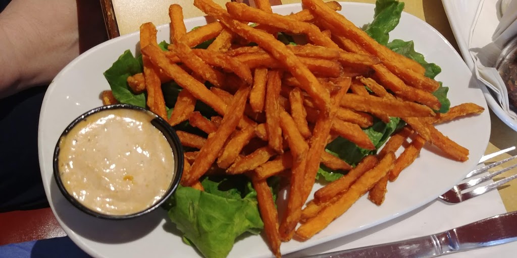 Boston Pizza | 182 MB-12 N, Steinbach, MB R5G 1T7, Canada | Phone: (204) 320-2444