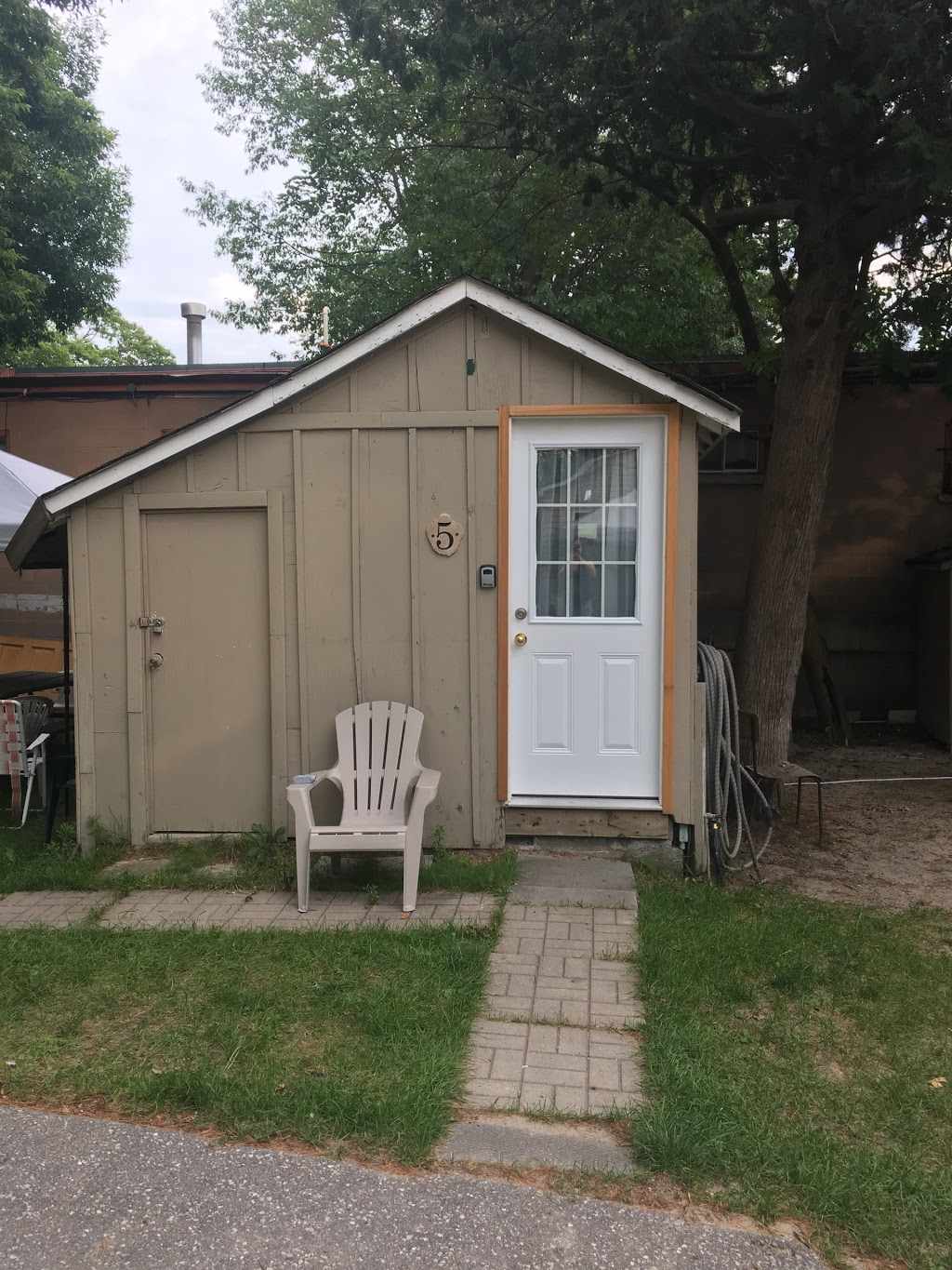 Wasaga Bridge Cottages | 5 River Rd E, Wasaga Beach, ON L9Z 2L1, Canada | Phone: (647) 202-7562