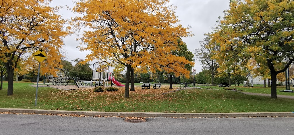 Parc Levasseur | Rue Levasseur, Saint-Constant, QC J5A 1M4, Canada | Phone: (450) 632-8330