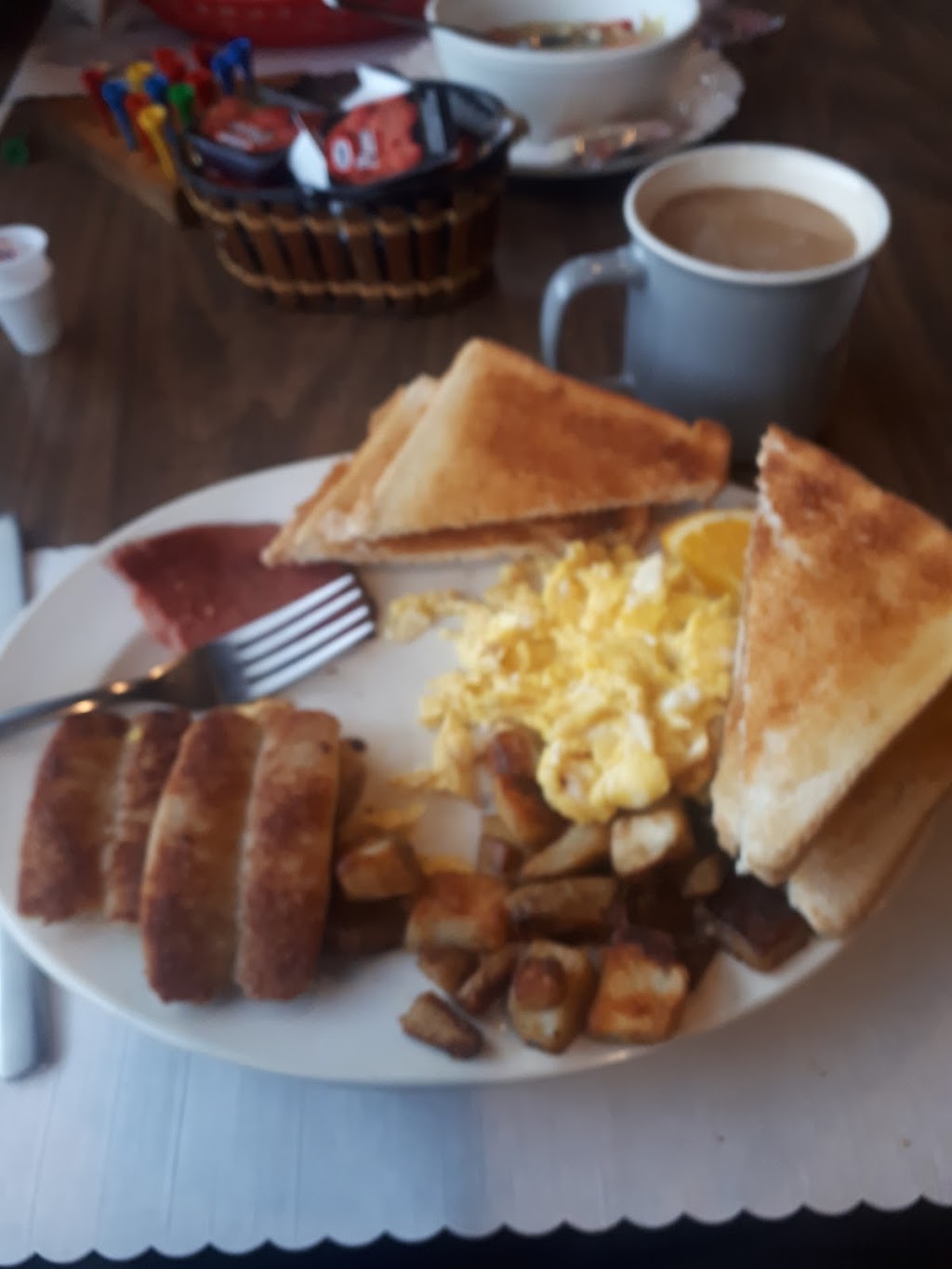 French River Inn | 20112 ON-69, French River, ON P0M, Canada | Phone: (705) 857-2788