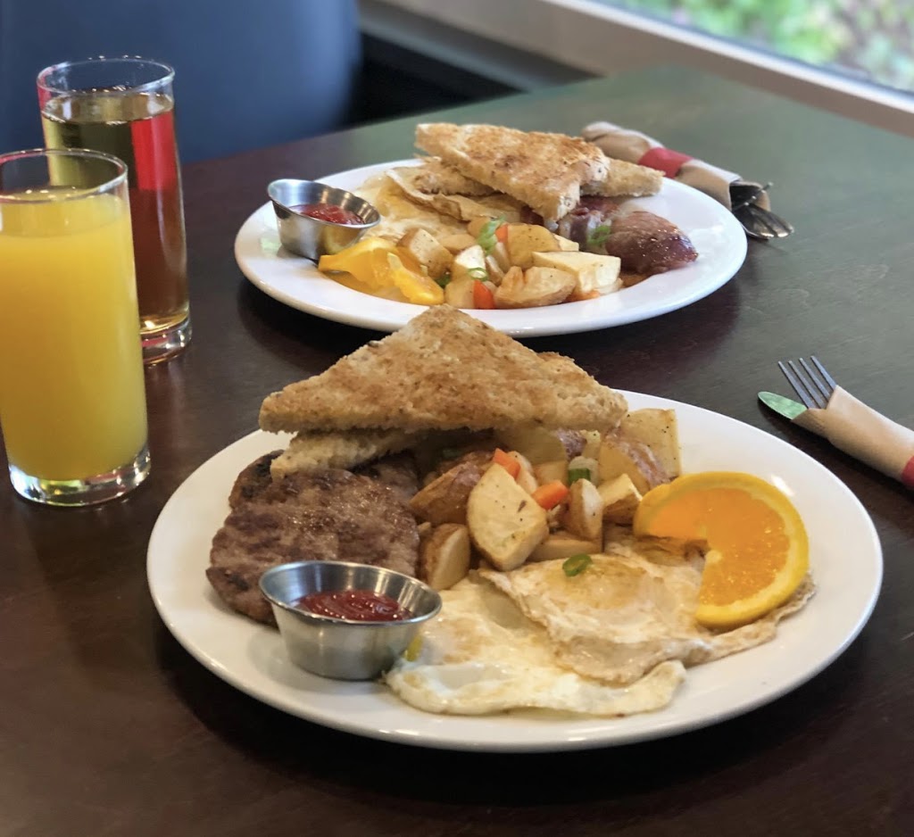 The Cafe Scotch Creek | 4035 Squilax-Anglemont Rd, Scotch Creek, BC V0E 1M5, Canada | Phone: (250) 955-0763