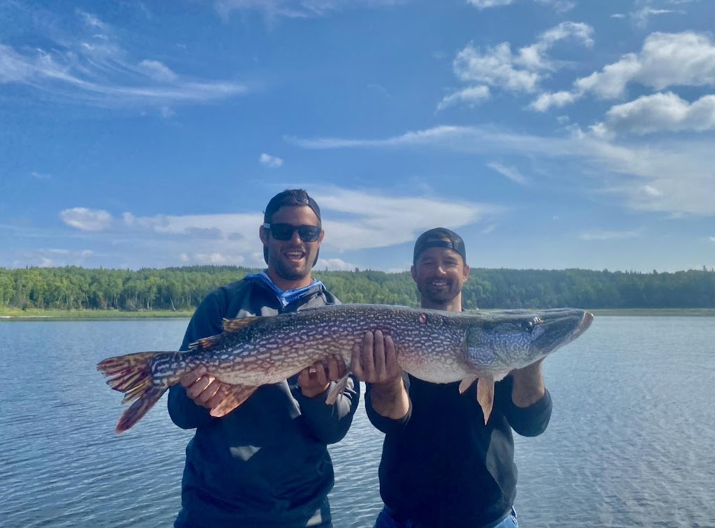 Eagle Nest Lodge | Box 1588, Lac du Bonnet, MB R0E 1A0, Canada | Phone: (204) 250-3323