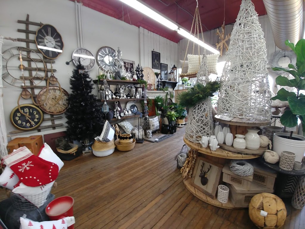 Riverside Flowers and Gift Studio | 55 Huron St, New Hamburg, ON N3A 1K1, Canada | Phone: (519) 662-1411