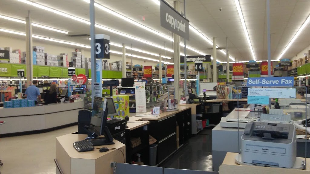 Staples | 1233 Donald St Unit 20, Ottawa, ON K1J 8W3, Canada | Phone: (613) 745-4773