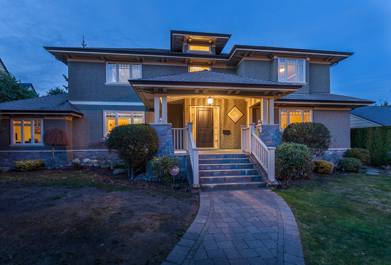 Thu Pham PREC*, Real Estate Advisor | 3195 Oak St, Vancouver, BC V6H 2L2, Canada | Phone: (604) 773-5770