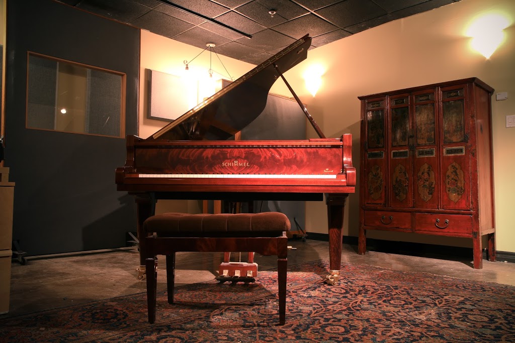 Desert Fish Studios | 401 Richmond St W Suite B102, Toronto, ON M5V 1X3, Canada | Phone: (416) 597-9215