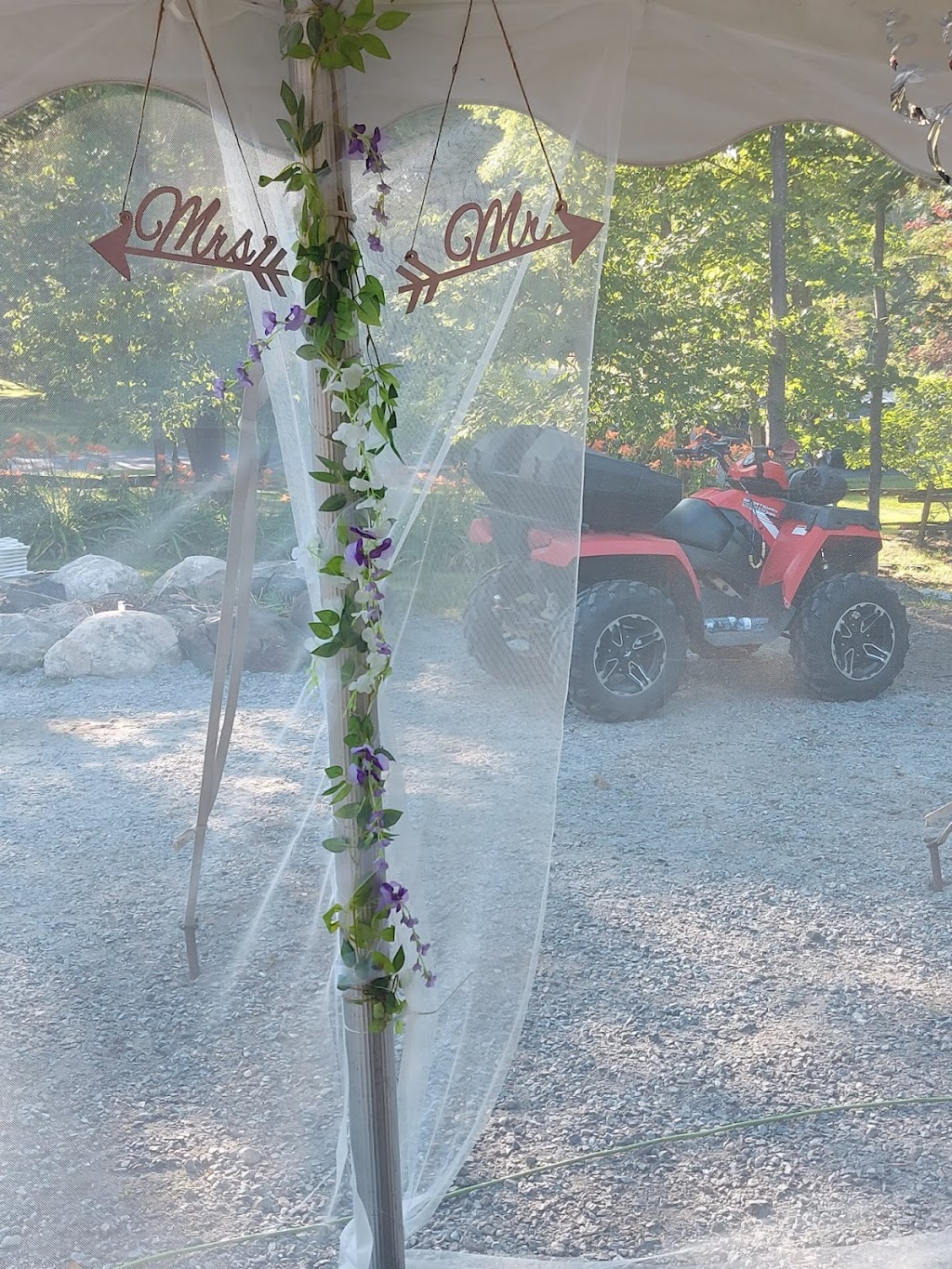 Muskoka Wedding Place | 9 Healey Lake Rd, MacTier, ON P0C 1H0, Canada | Phone: (905) 242-8122