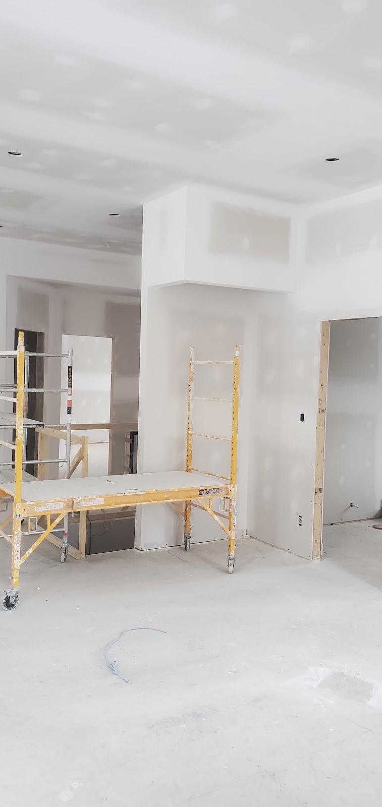 SL Plâtrier Inc | 10 rue du Torrent, Saint-Hippolyte, QC J8A 0G6, Canada | Phone: (438) 869-0061