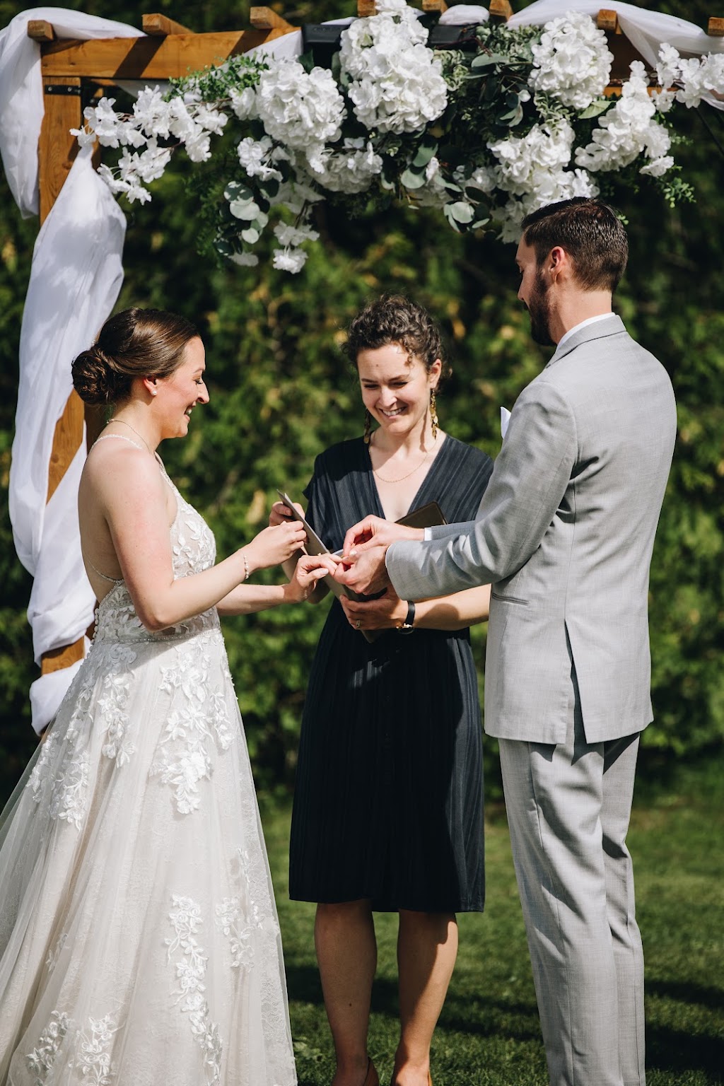 Embark Ceremonies | 684 Bay St, Midland, ON L4R 1M1, Canada | Phone: (226) 339-8218