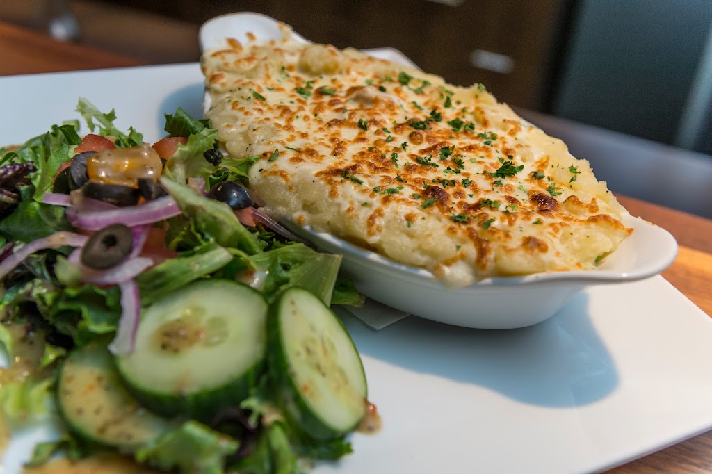 Resto-Pub Belles et Bum | 623 Bd de Comporté, La Malbaie, QC G5A 1T1, Canada | Phone: (418) 665-7977