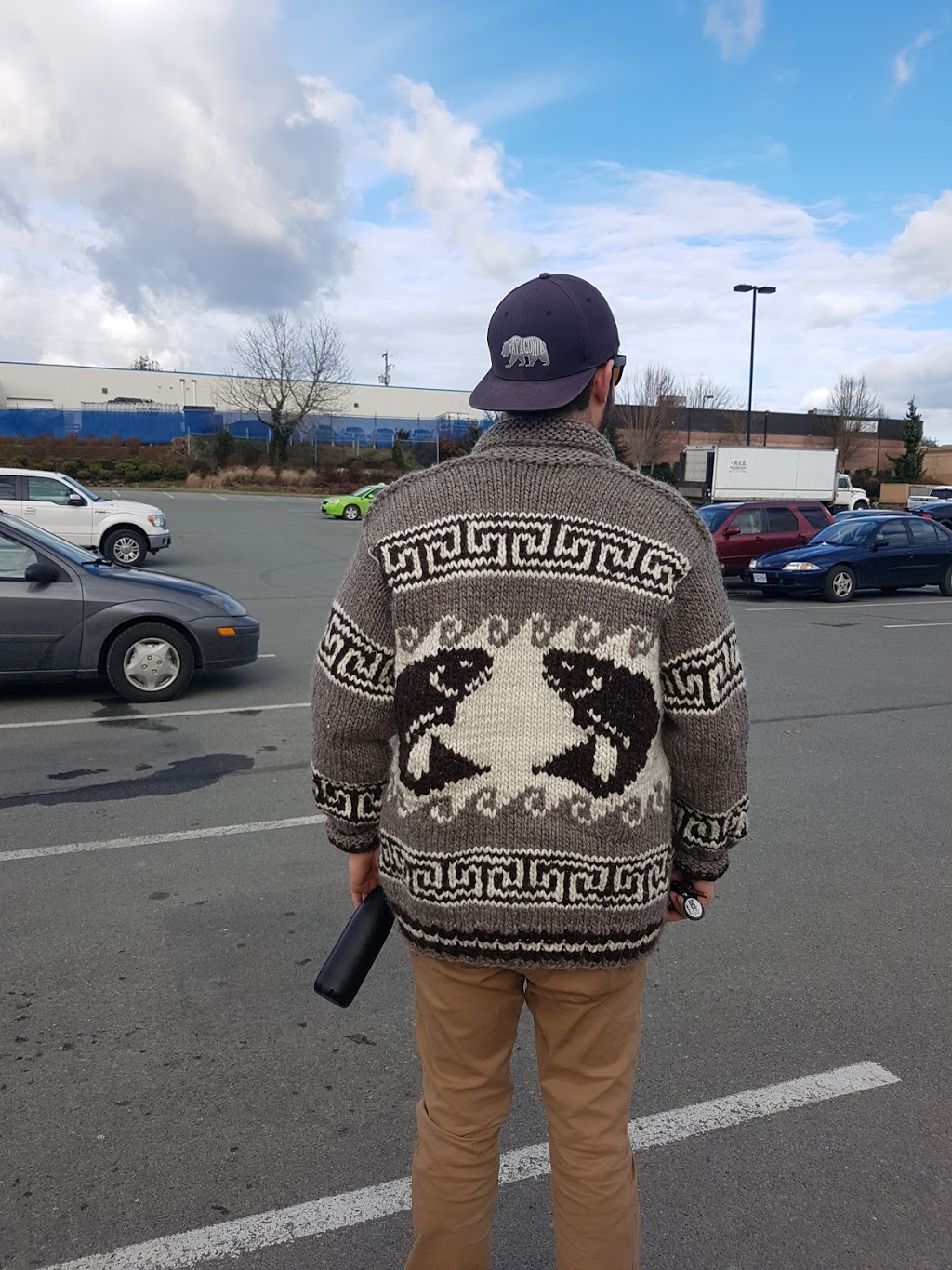 Hills Native Art | 5209 Trans-Canada Hwy, Koksilah, BC V0R 2C0, Canada | Phone: (250) 746-6731