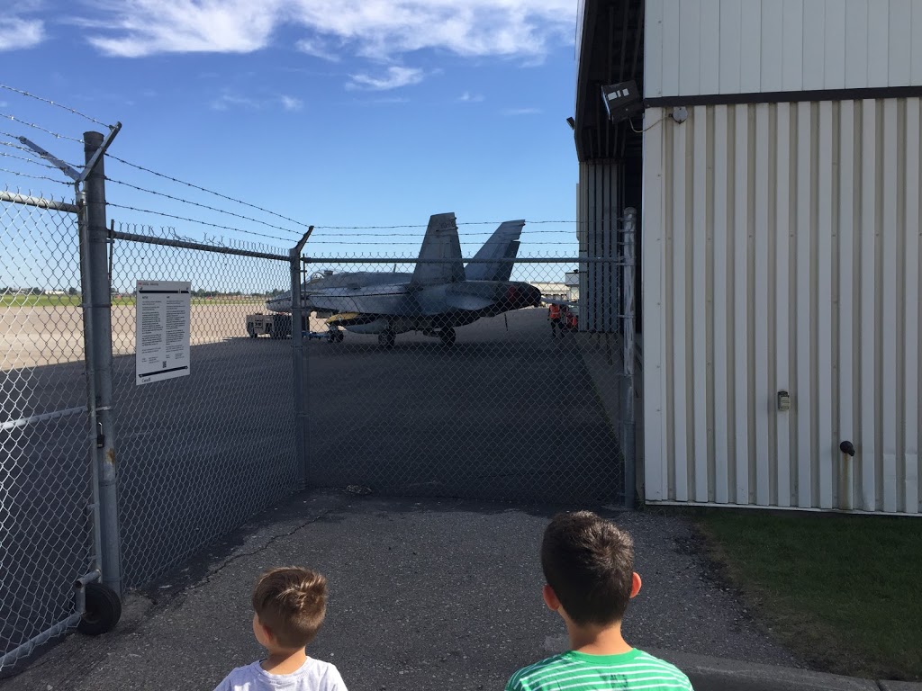 Canada Weather Svc | 1441 Aviation Park NE, Calgary, AB T2E 8M7, Canada | Phone: (403) 299-7878