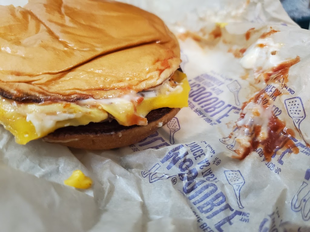 McDonalds | 57 Bridge St, Lakefield, ON K0L 2H0, Canada | Phone: (705) 652-0226