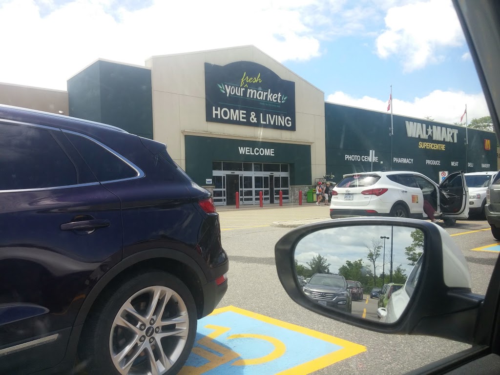 McDonalds | 40 Depot Dr, Bracebridge, ON P1L 0A1, Canada | Phone: (705) 646-4444