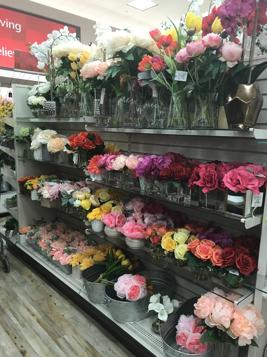 Winners & HomeSense | 5000 Hwy 7, Unionville, ON L3R 1N3, Canada | Phone: (905) 415-1441