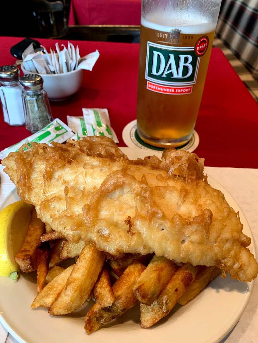 Thistle Fish & Chips | 3455 Fairview St, Burlington, ON L7N 2R4, Canada | Phone: (905) 637-8333