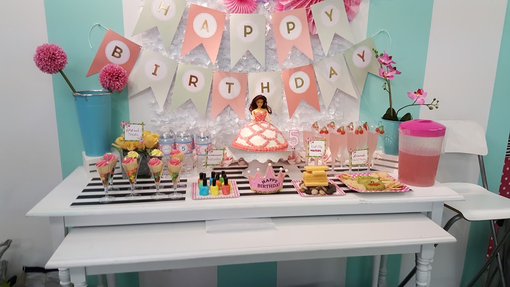 Club Enfants & Fiesta Inc | 5305 Boul Notre-Dame #100C, Laval, QC H7W 4T8, Canada | Phone: (514) 979-8939