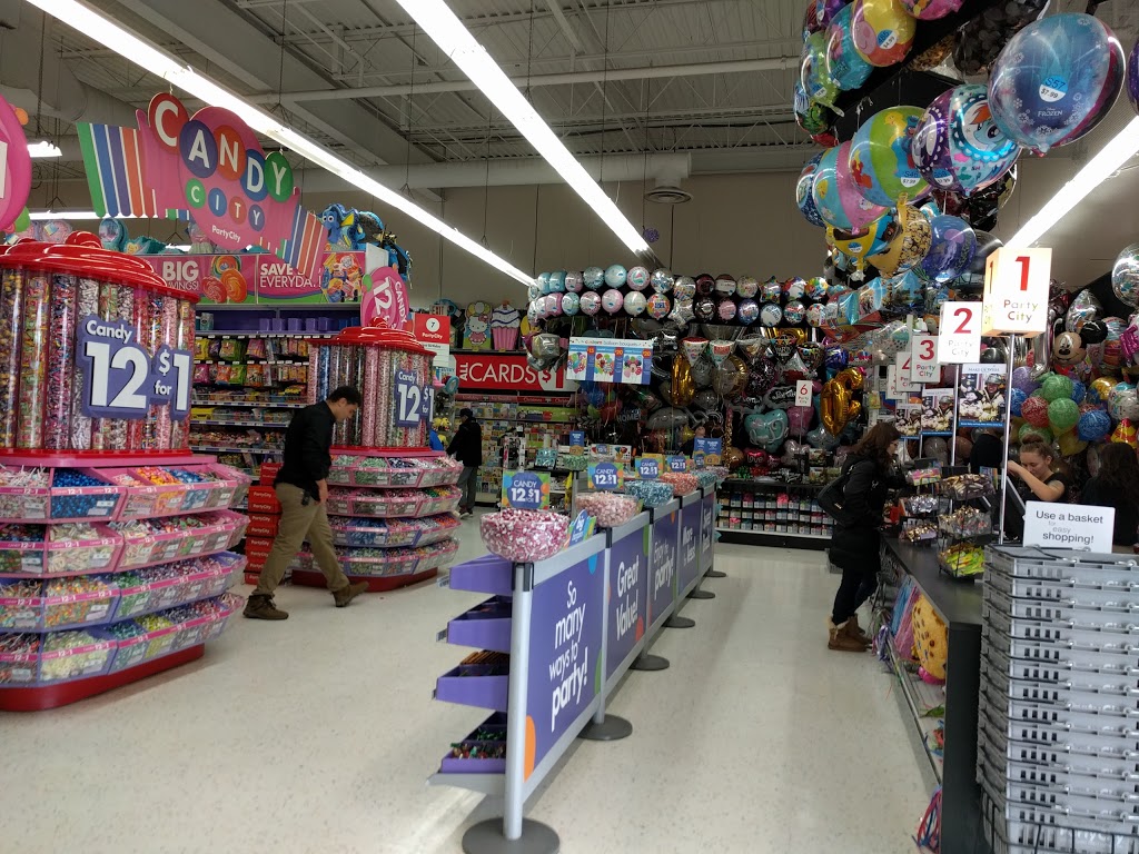 Party City | 3050 Vega Blvd, Mississauga, ON L5L 5X8, Canada | Phone: (905) 607-2789