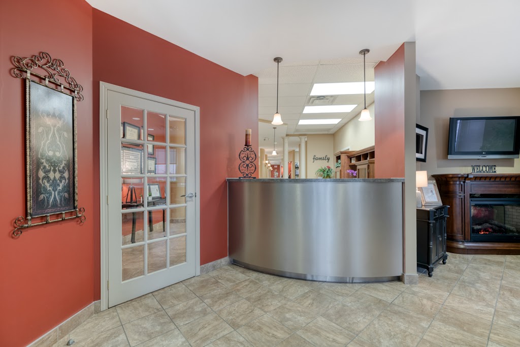 Family Dental Centre | 1482 Gordon St, Guelph, ON N1L 1C8, Canada | Phone: (519) 767-2729