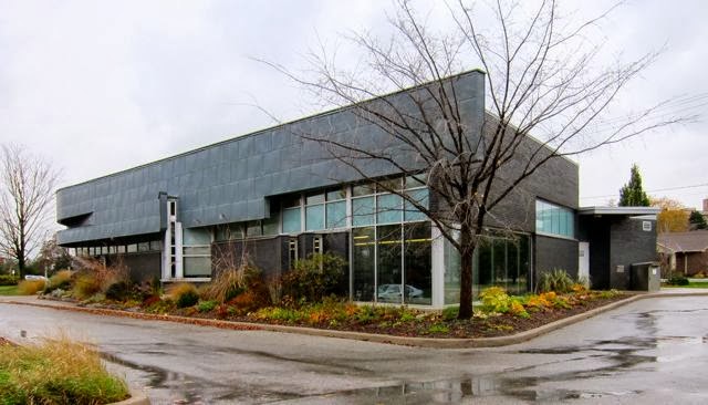 Toronto Public Library - Eatonville Branch | 430 Burnhamthorpe Rd, Etobicoke, ON M9B 2B1, Canada | Phone: (416) 394-5270
