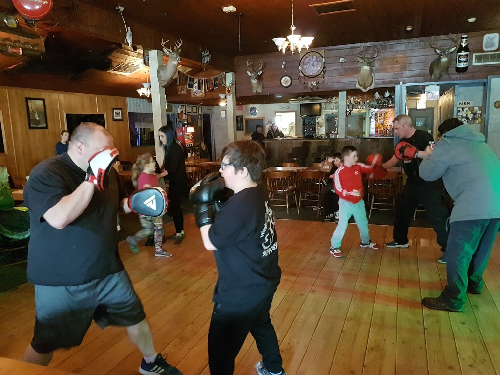 Whitetail Pub & Grill | 1988 S Main St, Westville, NS B0K 2A0, Canada | Phone: (902) 396-1759