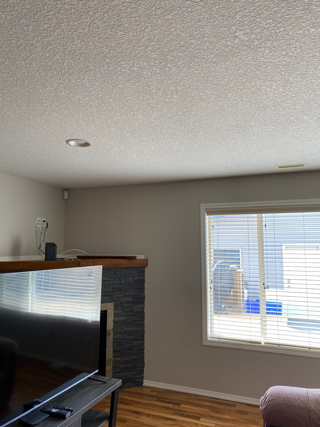 Brad2Painting | 197 Mount Sundance Cres W, Lethbridge, AB T1J 0T6, Canada | Phone: (587) 257-7007